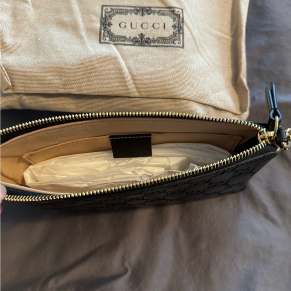 Authentic Gucci Guccissima pochete - Picture 3 of 5
